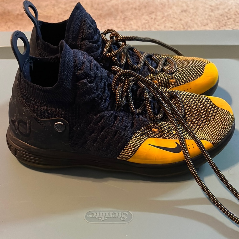 Nike Air React KD 11 Kevin Durant GS Kids Boys Youth 7Y Shoes Sneakers